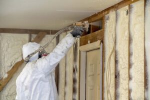 spray foam insulation summer cooling